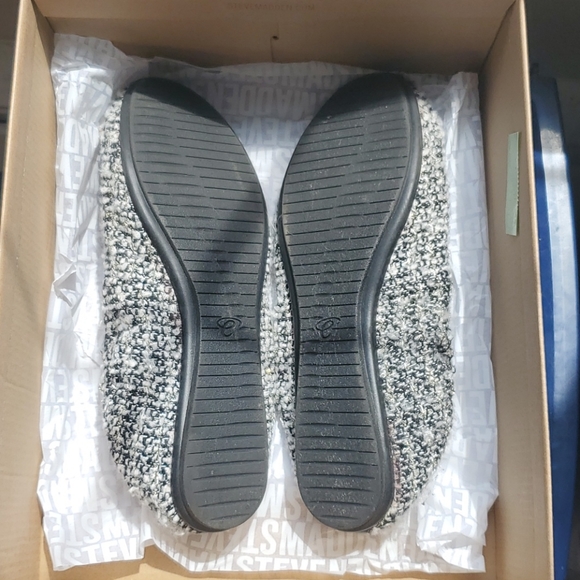 Flats - Picture 4 of 6